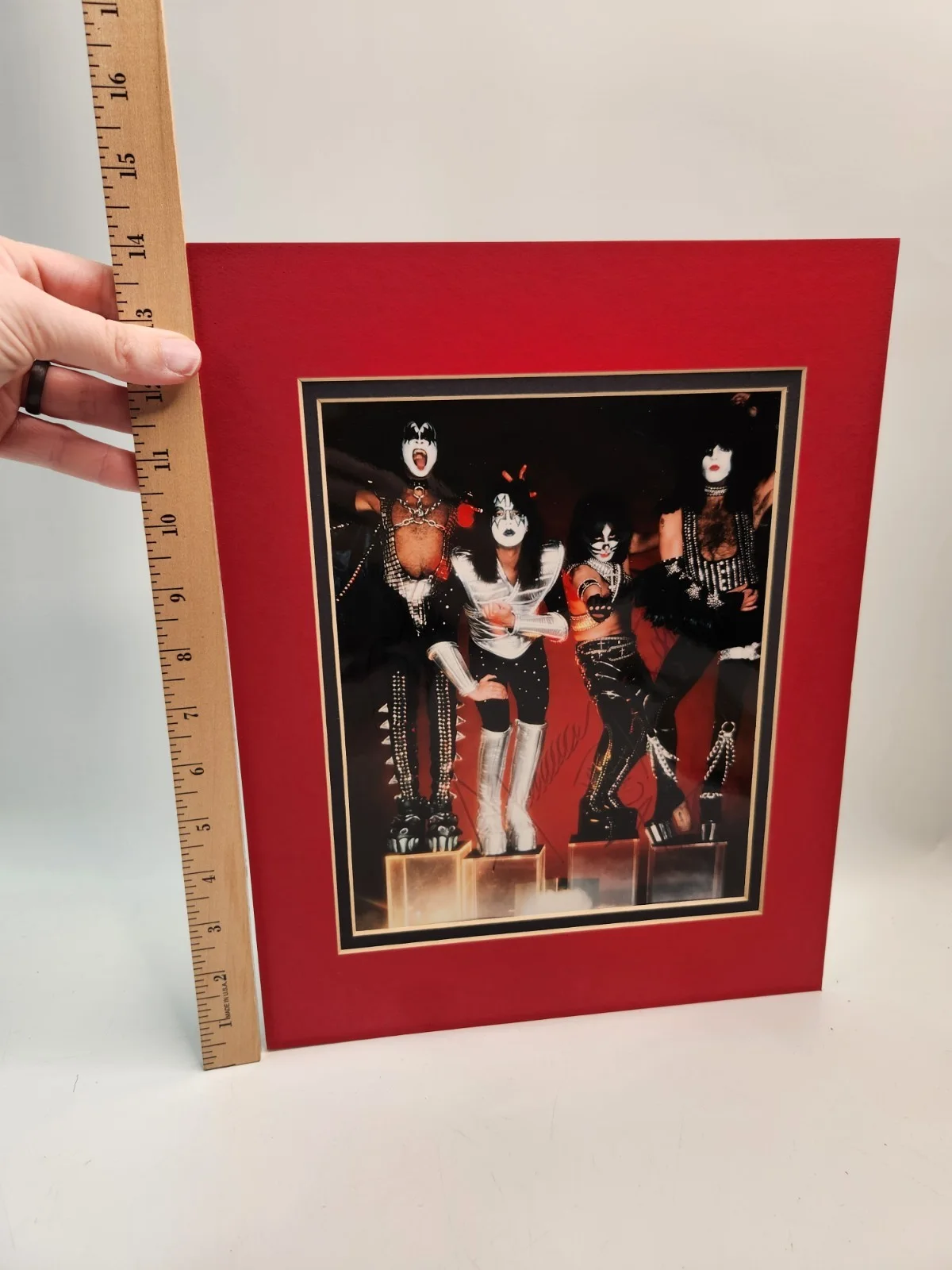 KISS Signed Band Portrait Photograph All Four Member Signatures W/ COA, изображение 2