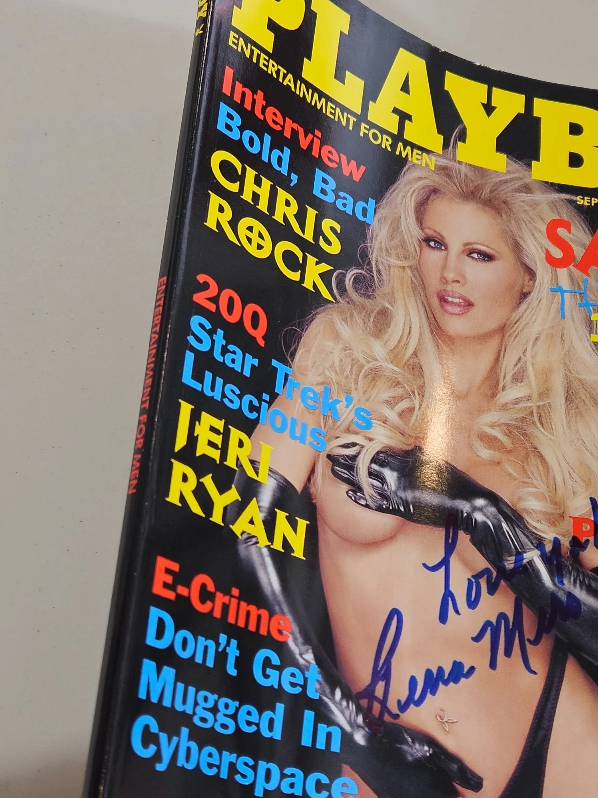 June 1997 VICTORIA STILVSTEDT PLAYBOY COA Full Mag Signed Auto In-Person, изображение 2