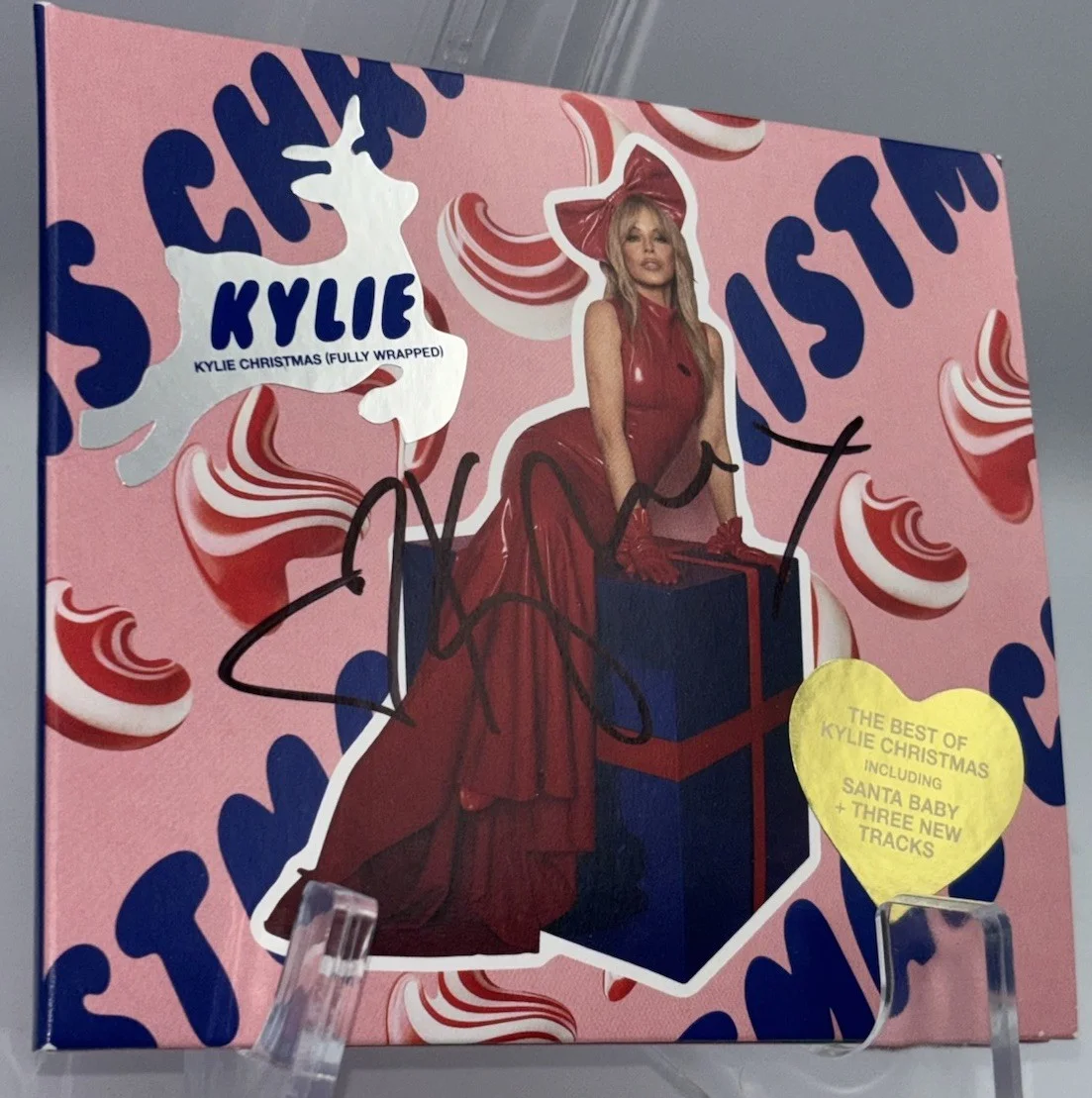 KYLIE MINOGUE AUTOGRAPHED KYLIE CHRISTMAS FULLY WRAPPED CD SIGNED ON THE COVER, image 3