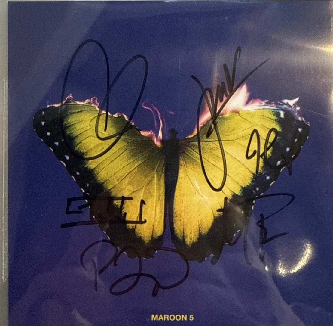Maroon 5 - Band SIGNED CD Insert “Love Is Like” Beckett BAS Encased Slab, image 2