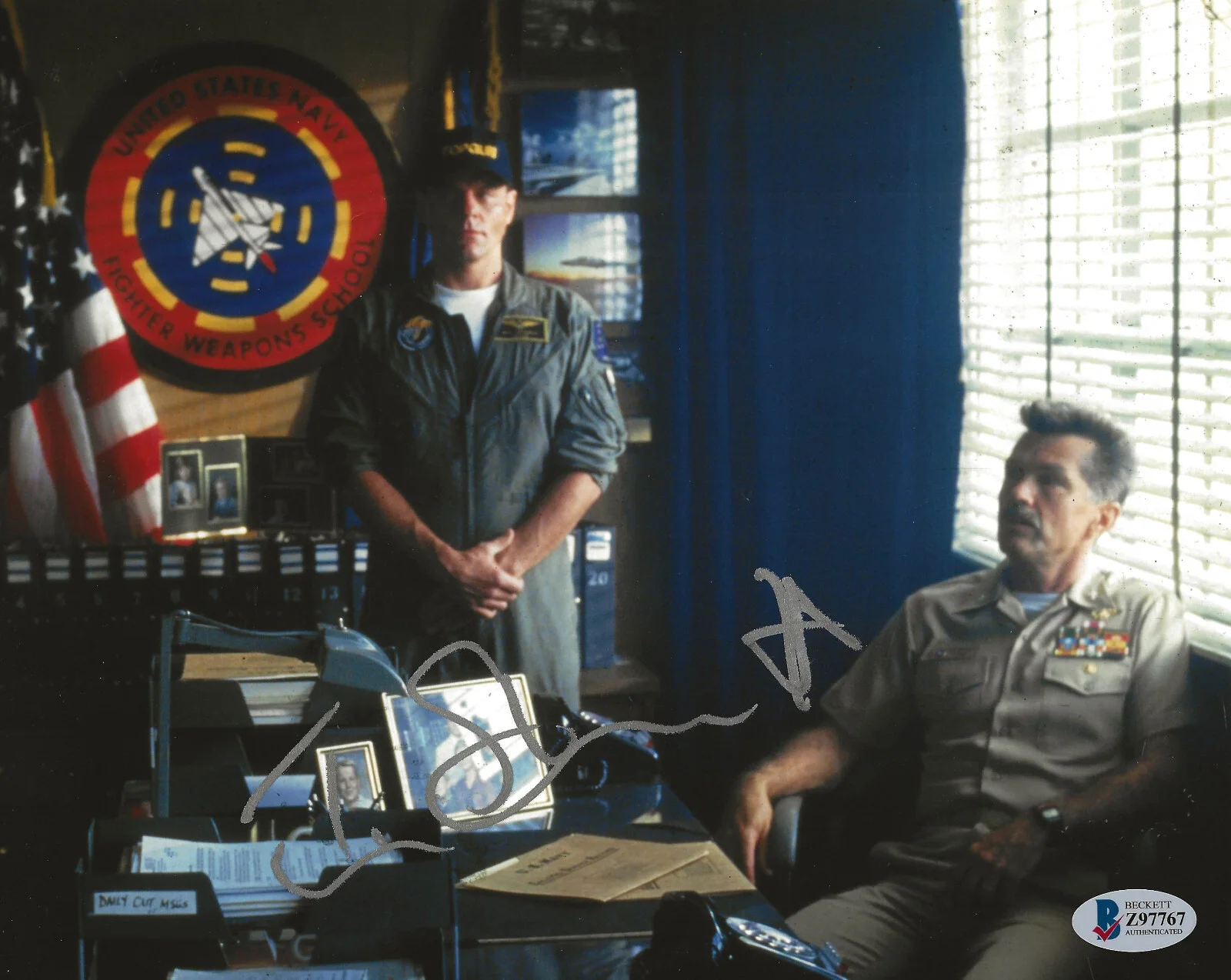 Tom Skerritt — Tom Skerritt actor signed Top Gun 8x10 photo proof Beckett COA autographed, изображение 2