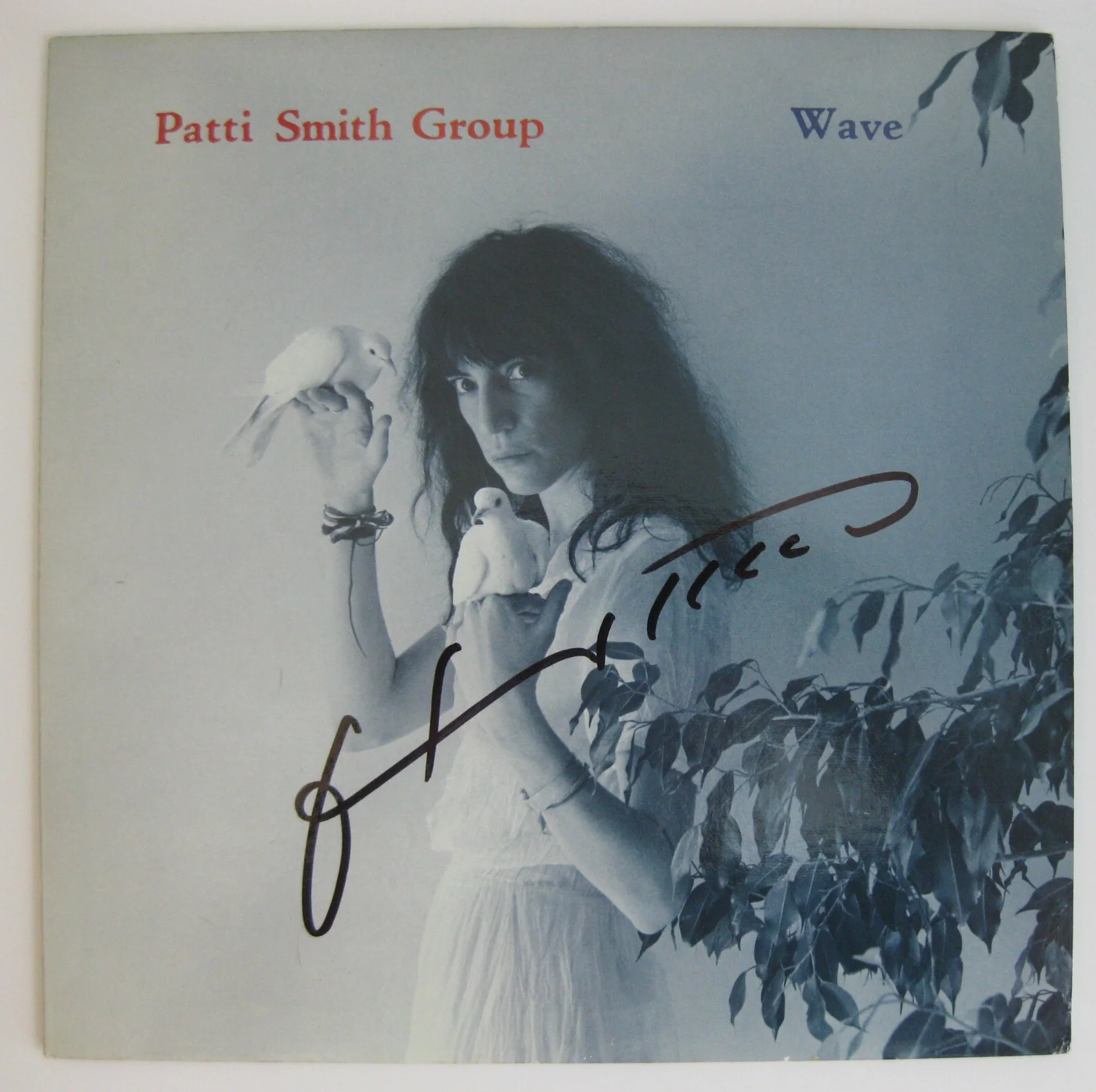 Patti Smith signed autographed Wave album vinyl record exact Proof Beckett COA, изображение 2