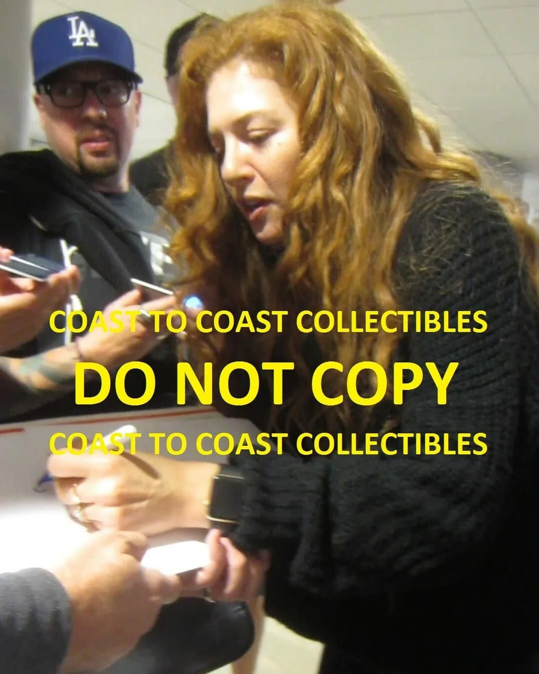 Rachelle Lefevre — Rachelle Lefevre Twilight actress signed autographed 8x10 photo COA proof, изображение 2