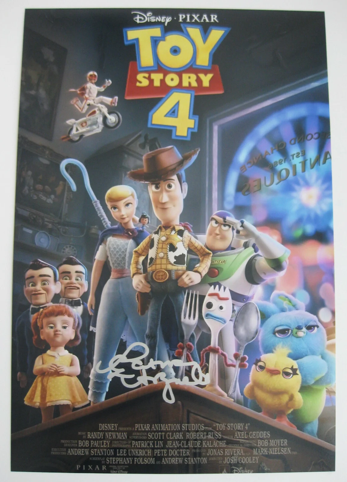 Patricia Arquette — Patricia Arquette autographed 12x18 Toy Story 4 photo poster exact Proof Beckett, изображение 2