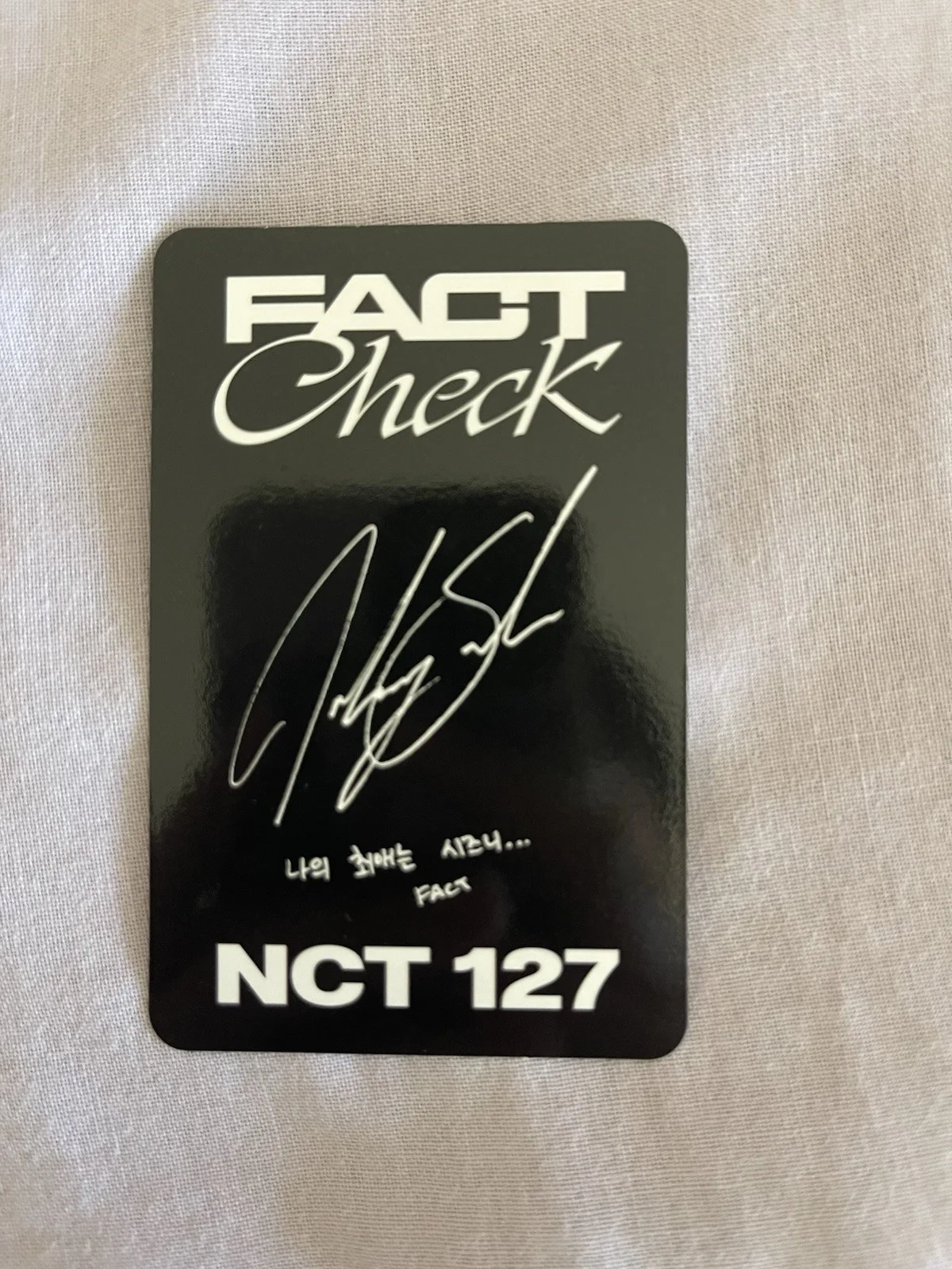 NCT 127 Fact Check Johnny Signed Autographed Photocard, image 2