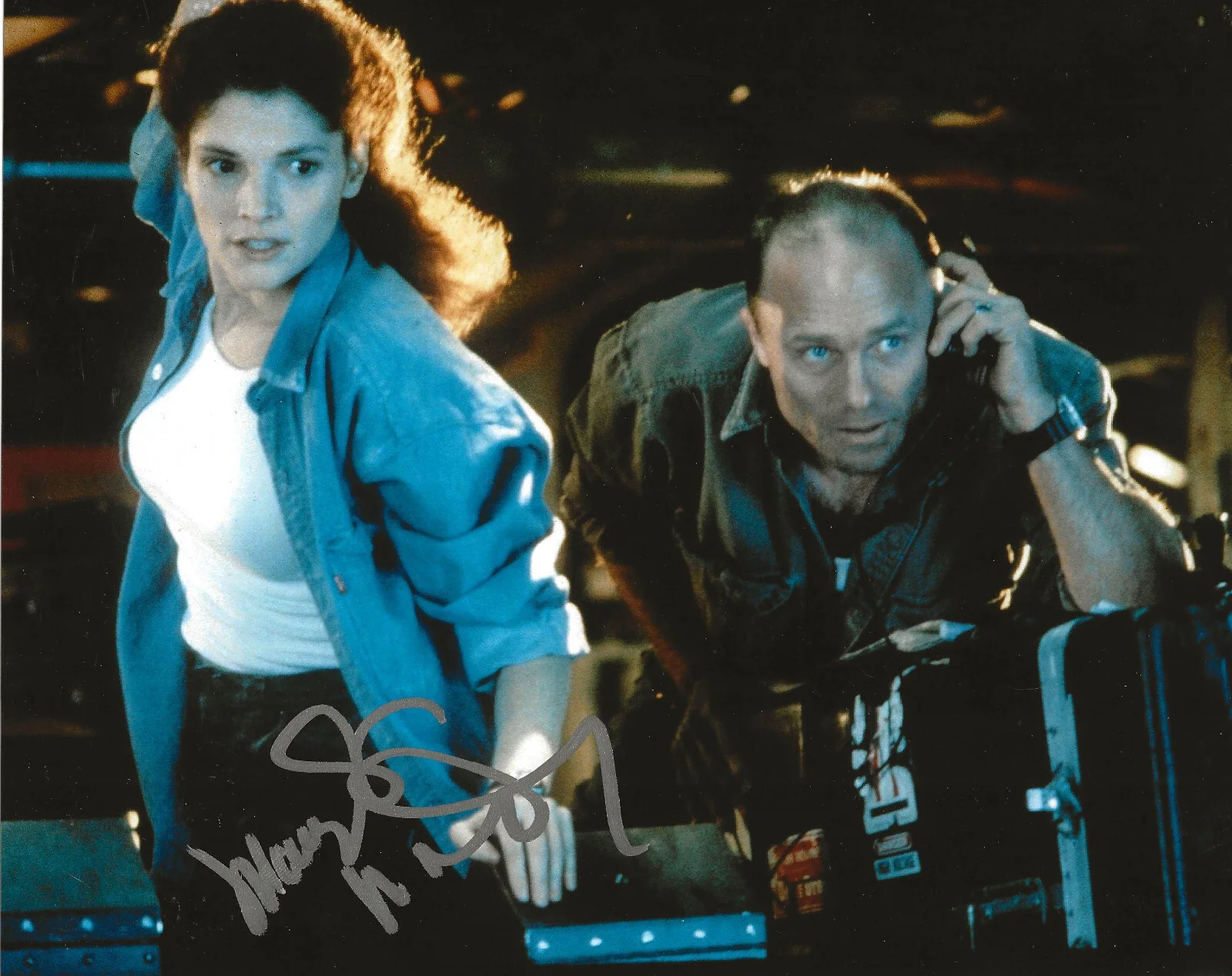 Mary Elizabeth Mastrantonio — Mary Elizabeth Mastrantonio signed The Abyss 8x10 photo COA proof autographed., image 2