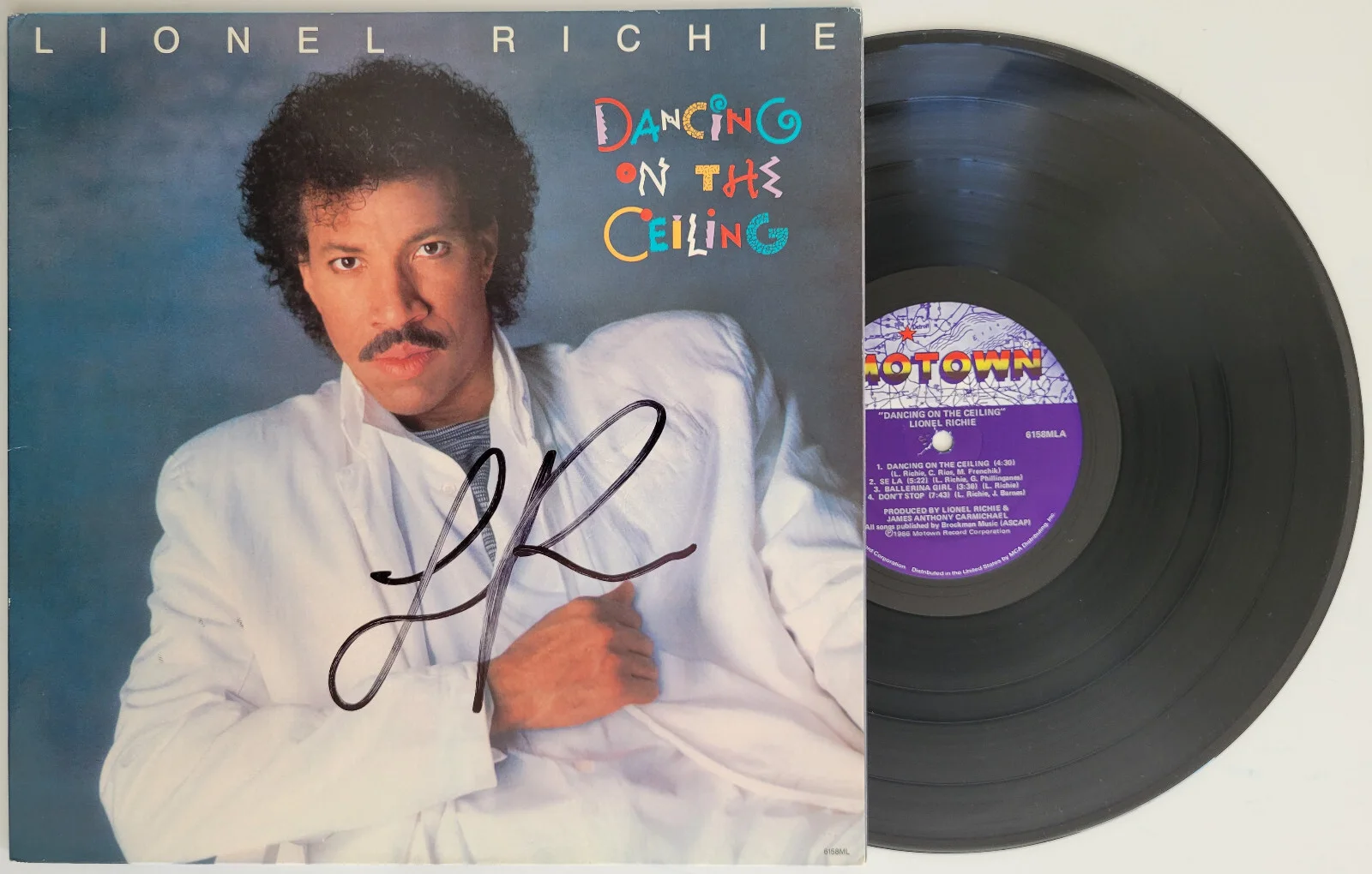 Lionel Richie signed Dancing on the ceiling album auto vinyl record COA proof, image 2