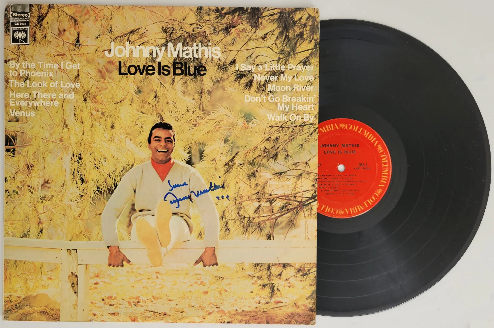 Johnny Mathis signed Love is Blue album, vinyl COA exact proof autographed, image 2