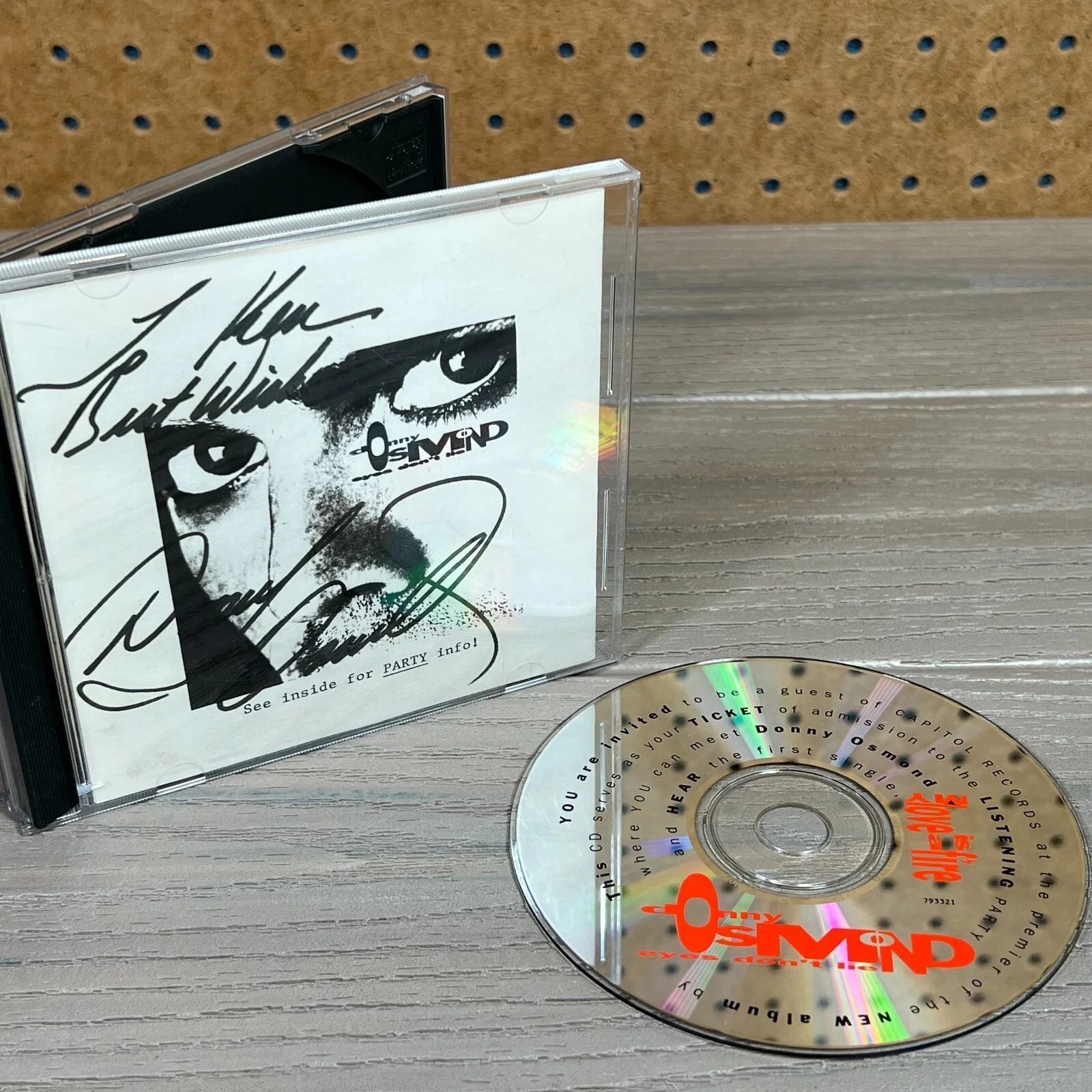 Donny Osmond — SUPER RARE Donny Osmond SIGNED Capitol Records Listening Party Ticket Invite CD