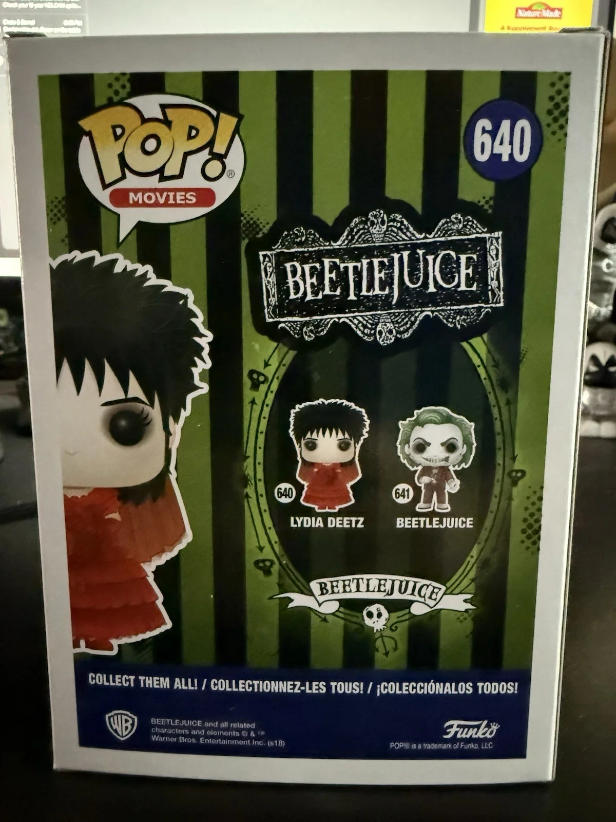 Winona Ryder — Funko Pop! Beetlejuice - Lydia - Signed by Winona Ryder (SWAU COA), изображение 2