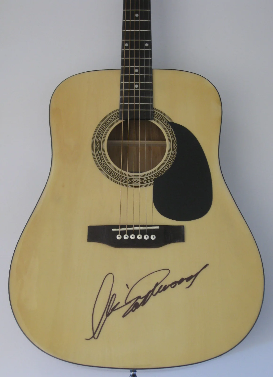 Clint Eastwood signed acoustic guitar Honkytonk man exact proof Beckett COA, изображение 2