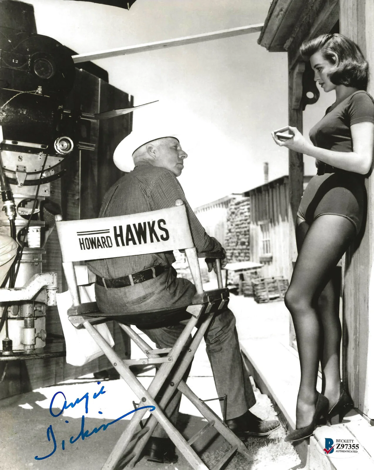 Angie Dickinson — Angie Dickinson actress signed Rio Bravo 8x10 photo Beckett COA proof autograph, image 2