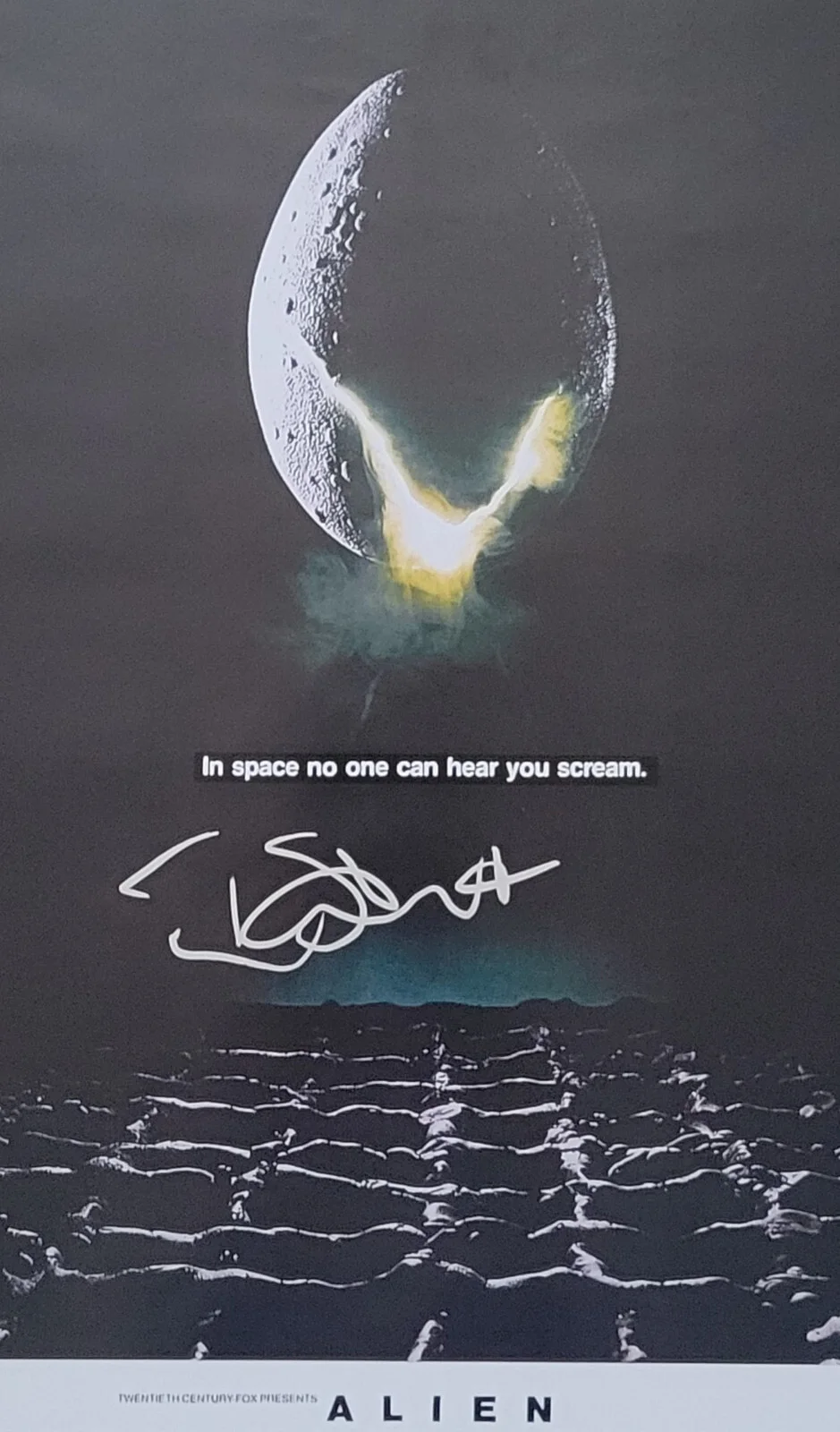 Tom Skerritt — Tom Skerritt signed Alien 24x36 poster COA exact proof autographed, image 3