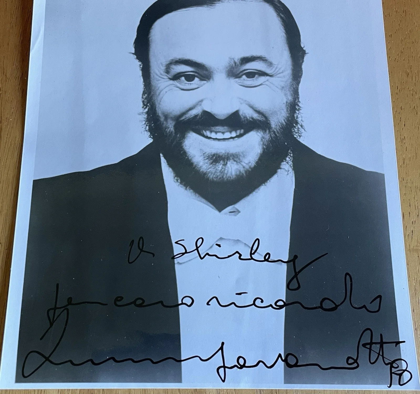 Legendary Italian Tenor Luciano Pavarotti Autograph Photo, изображение 2