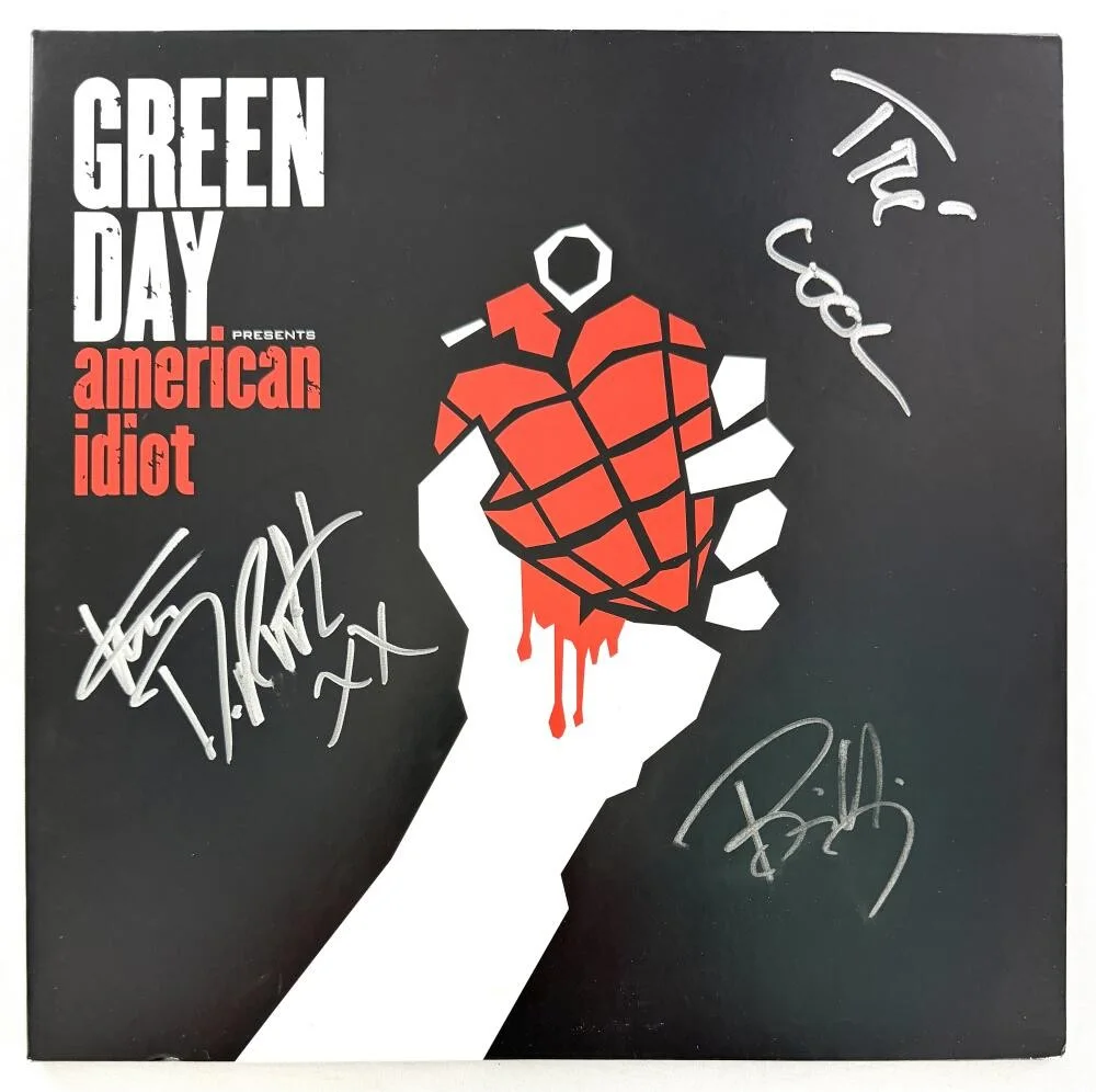 Billie Joe Armstrong, Tre Cool, Mike Dirnt — Green Day Full Band Signed Autograph American Idiot Album Vinyl Record JSA COA