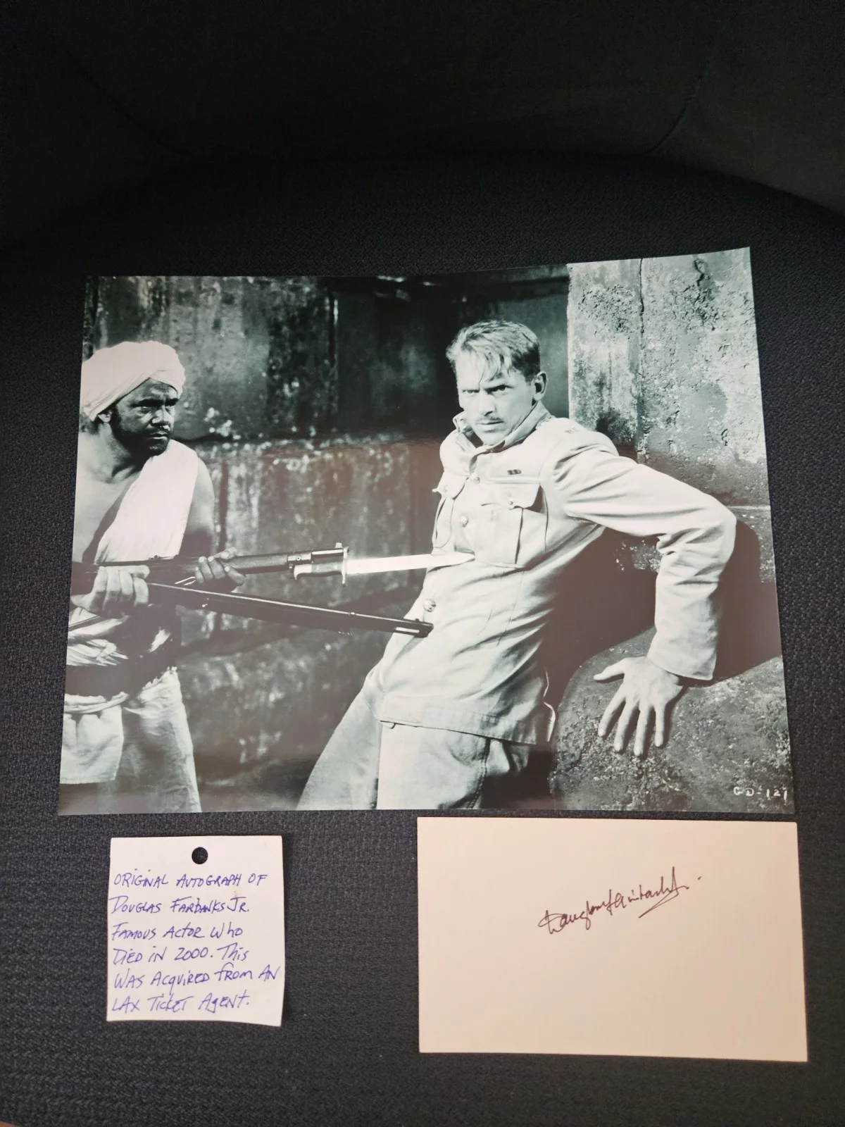 Douglas Fairbanks Jr — Douglas Fairbanks Jr Autograph & 8 x 10 Movie Photograph