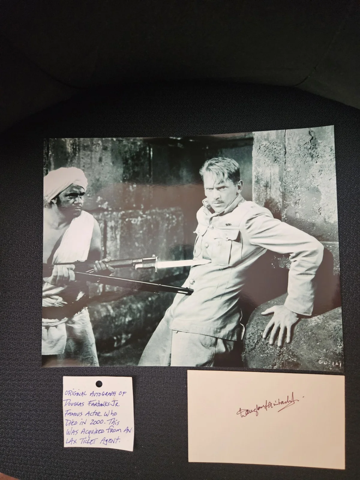 Douglas Fairbanks Jr — Douglas Fairbanks Jr Autograph & 8 x 10 Movie Photograph, изображение 4