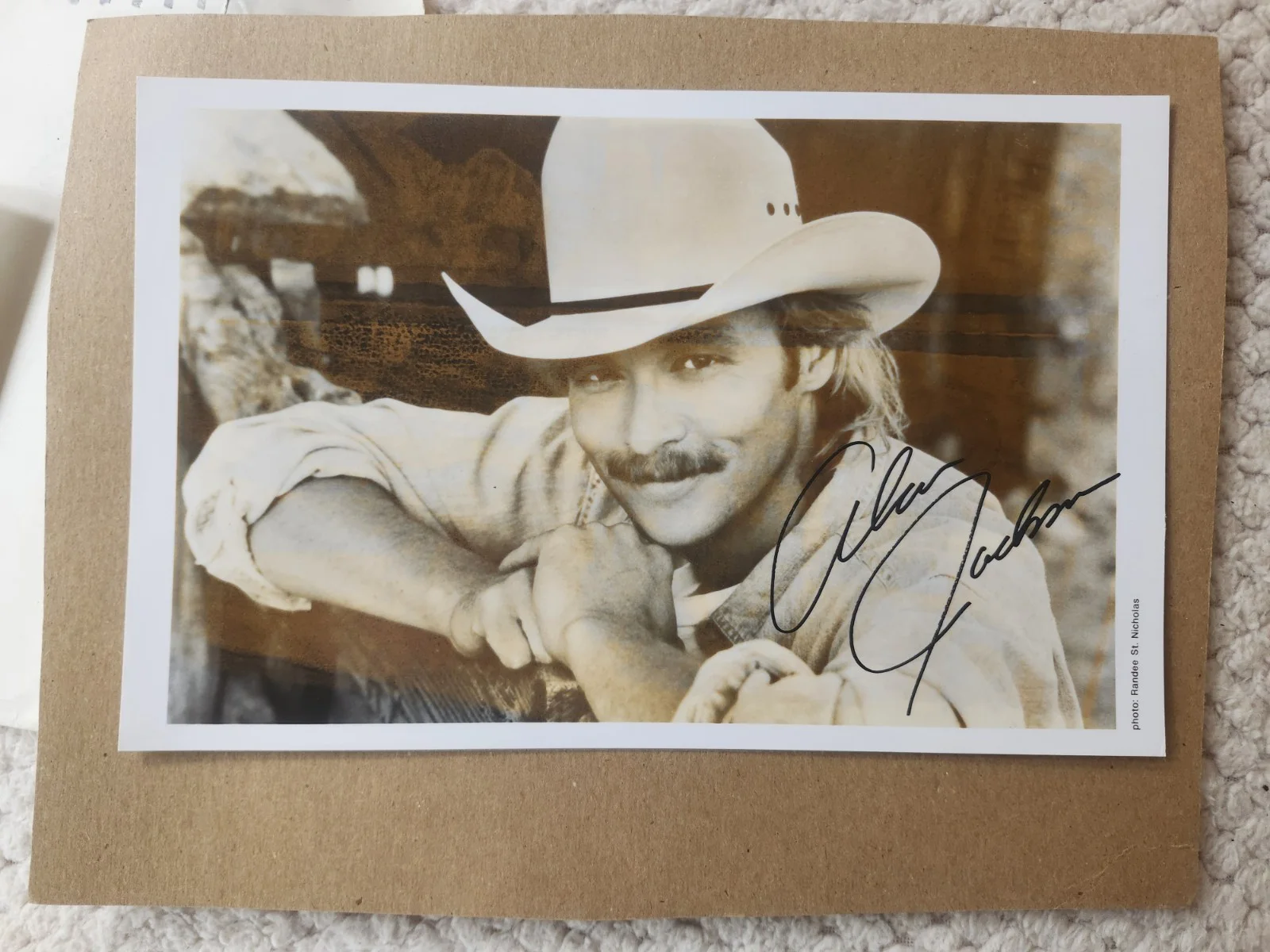 Alan Jackson Signed "Alan Jackson" B&W 6.5X10 PHOTO Glossy From AJ FAN CLUB, изображение 4