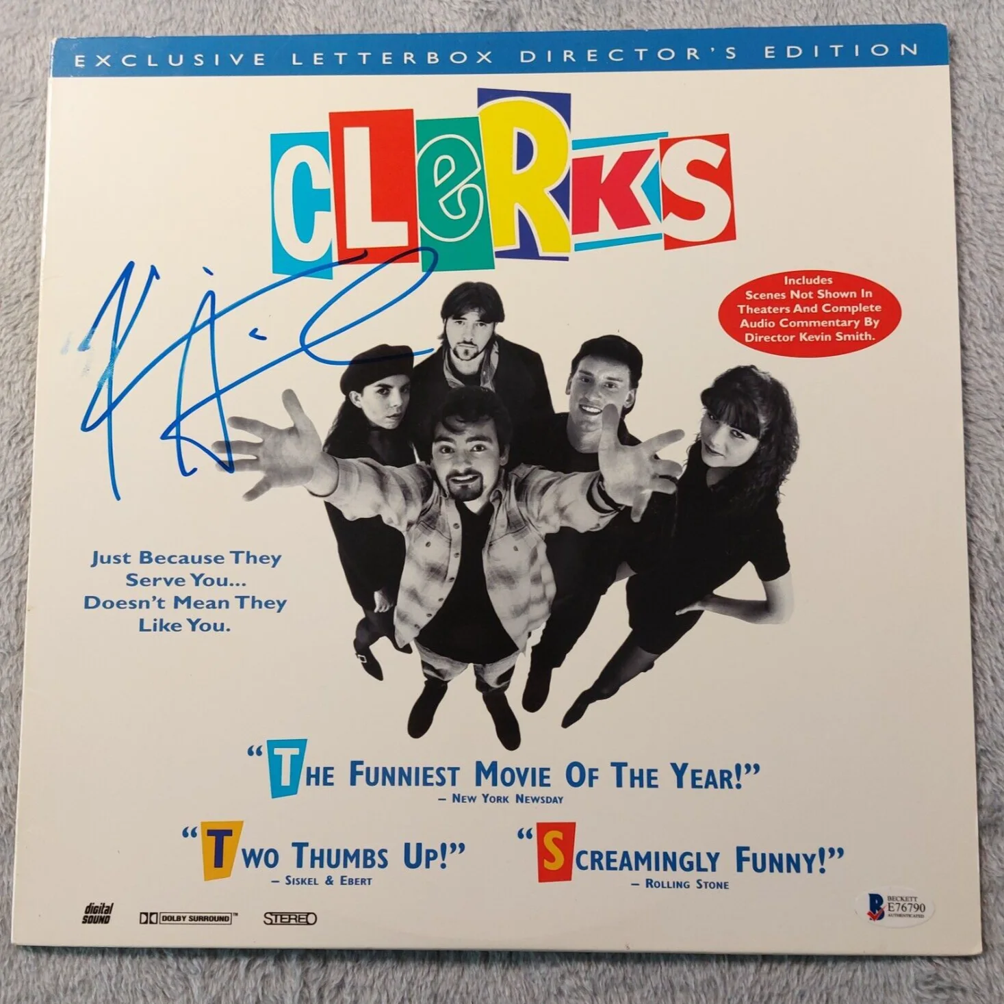 Kevin Smith — Kevin Smith Signed Clerks Laserdisc Cover Beckett COA autographed, image 3