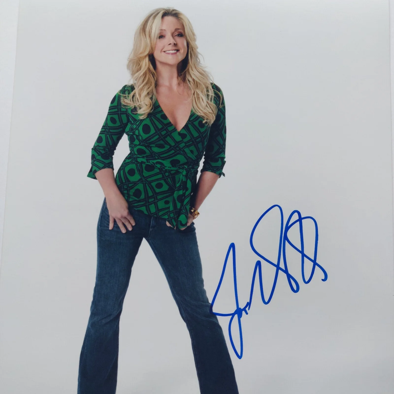Jane Krakowski — Jane Krakowski signed 8x10 Photo with COA (30 Rock, Unbreakable Kimmy Schmidt), image 2