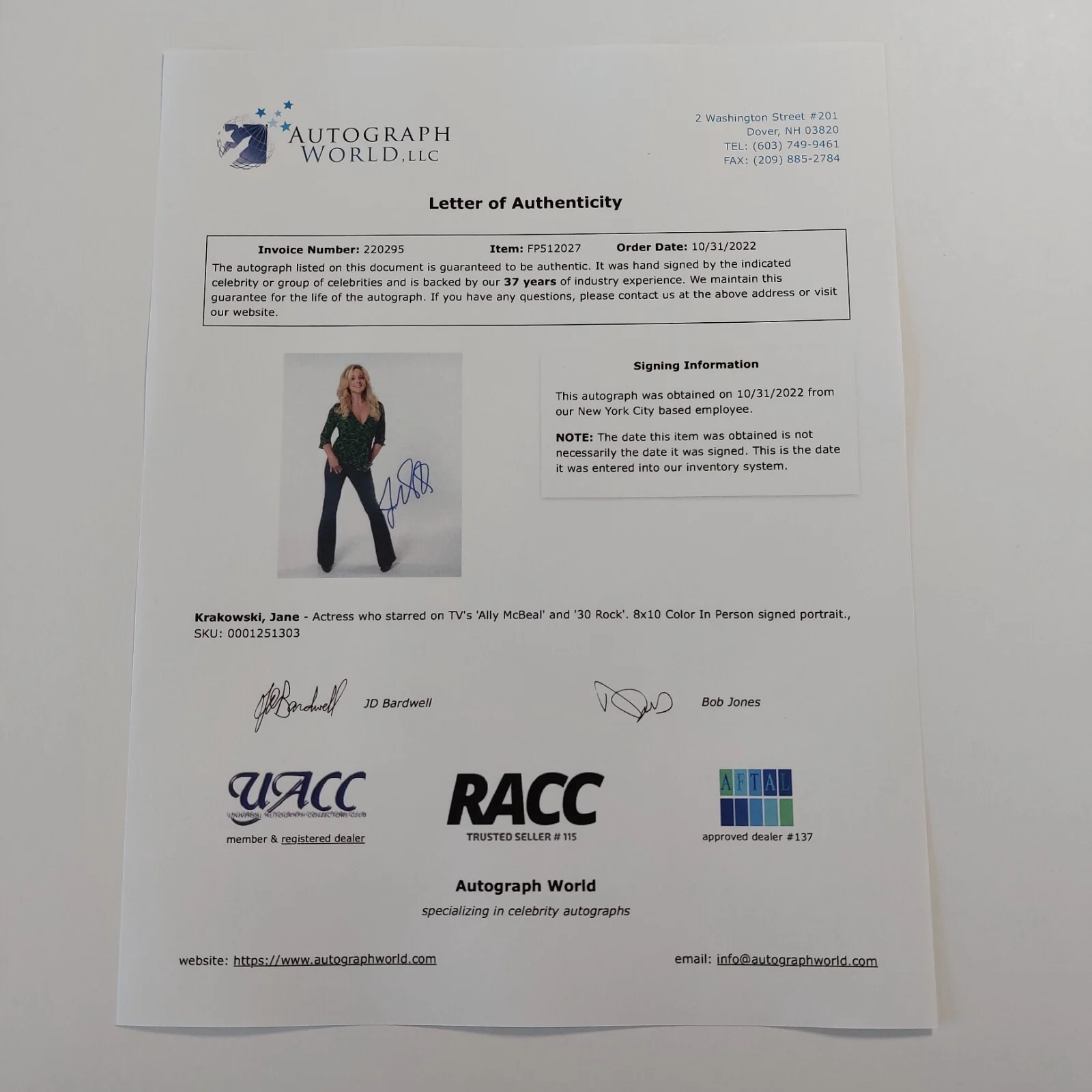 Jane Krakowski — Jane Krakowski signed 8x10 Photo with COA (30 Rock, Unbreakable Kimmy Schmidt), image 3