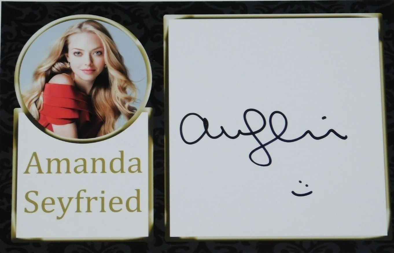 Amanda Seyfried — Amanda Seyfried Signed Autographed 5x7 Photo Actress Les Misérables Mamma Mia!