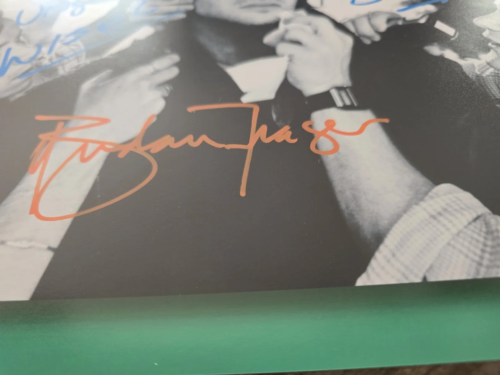 Brendan Fraser, Pauly Shore — Brendan Fraser & Pauly Shore Signed 11x14 Encino Man Leeloo Multiprops KAPOW, изображение 3