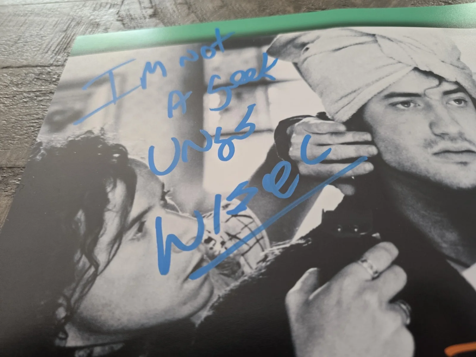 Brendan Fraser, Pauly Shore — Brendan Fraser & Pauly Shore Signed 11x14 Encino Man Leeloo Multiprops KAPOW, изображение 4