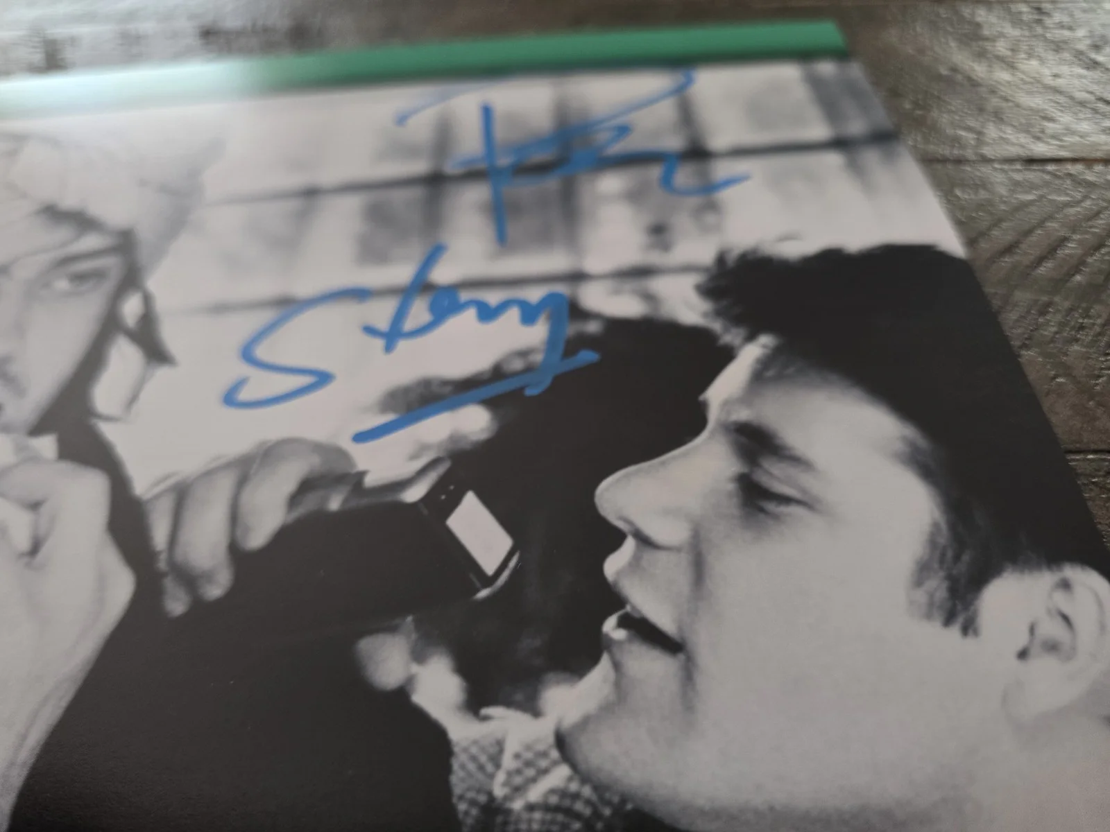 Brendan Fraser, Pauly Shore — Brendan Fraser & Pauly Shore Signed 11x14 Encino Man Leeloo Multiprops KAPOW, изображение 5