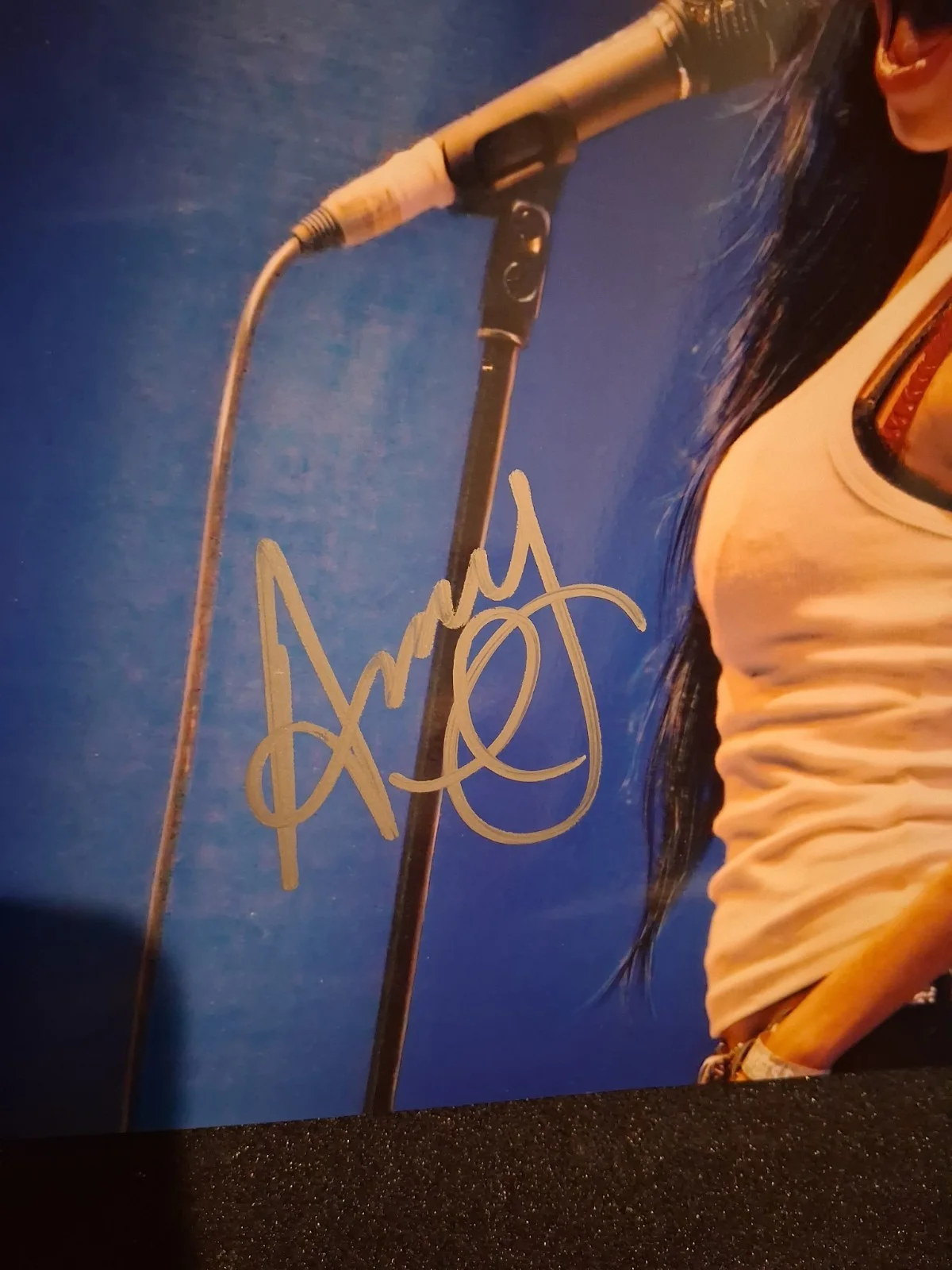 Amy Winehouse 8x10 Autographed Photo / Picture + COA, изображение 2