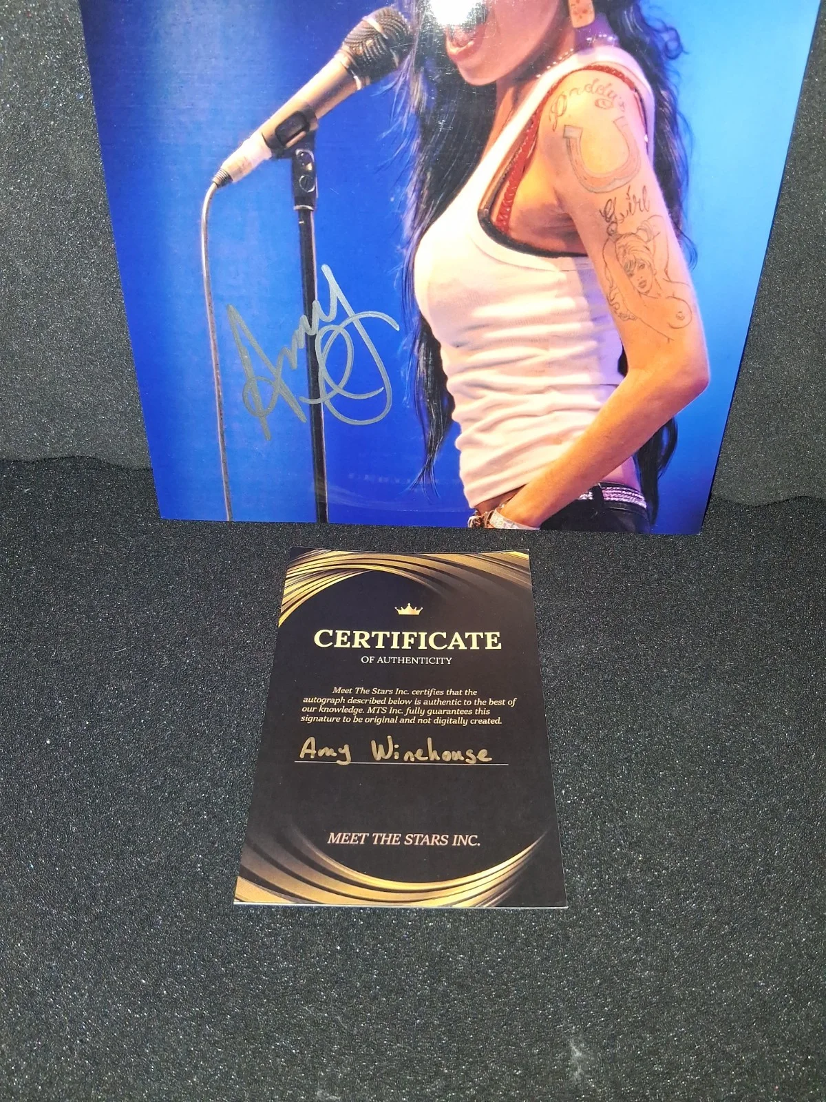 Amy Winehouse 8x10 Autographed Photo / Picture + COA, изображение 3