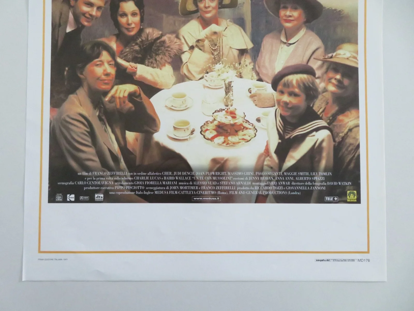 Tea With Mussolini Italian Locandina Poster Cher Judi Dench 1999, изображение 4