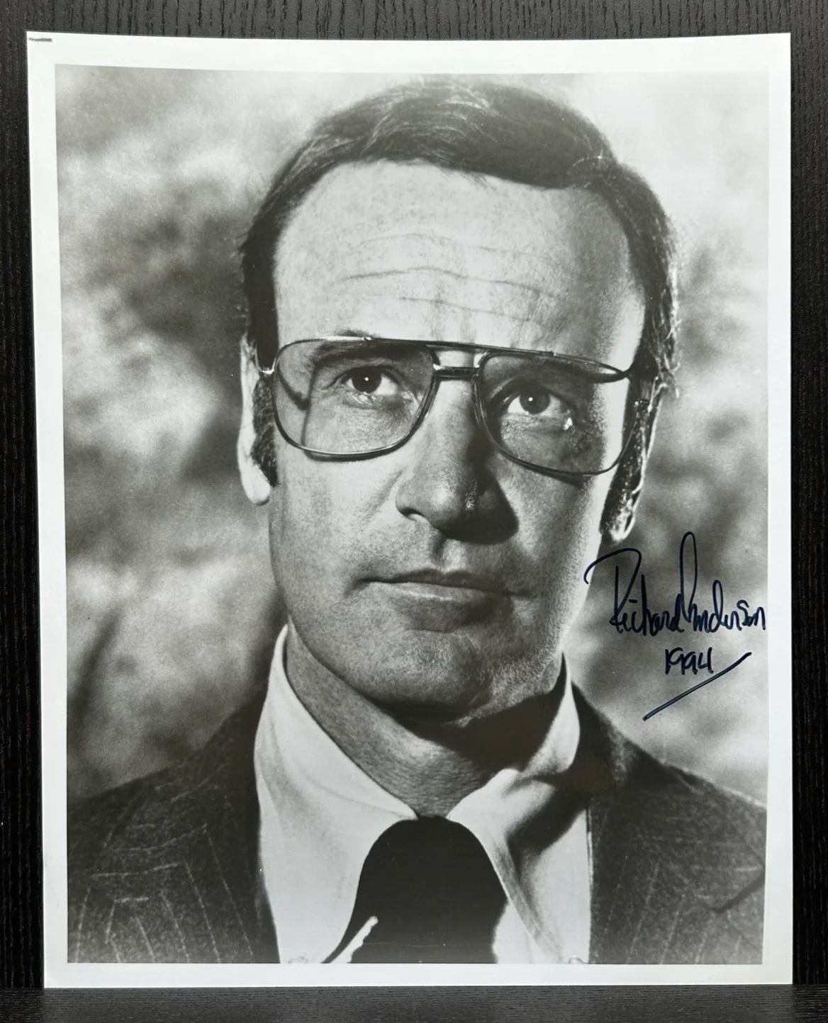 Richard Anderson — RICHARD ANDERSON HAND SIGNED PHOTO Original Autograph JSA Six Million Dollar Man