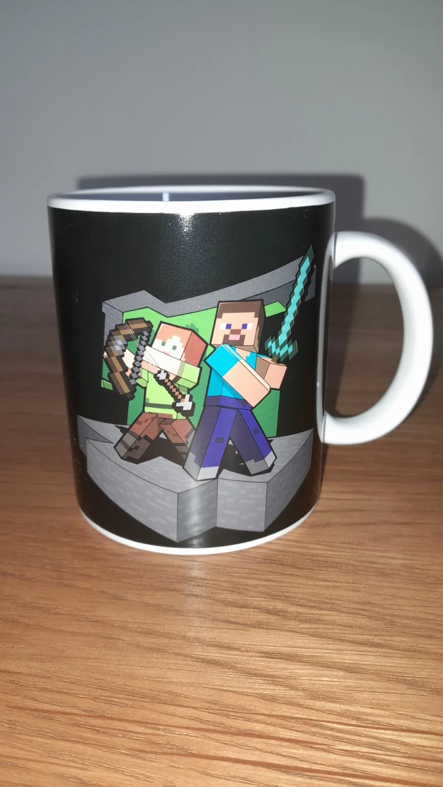 New/Boxed Minecraft 11oz Heat Changing Mug, image 3