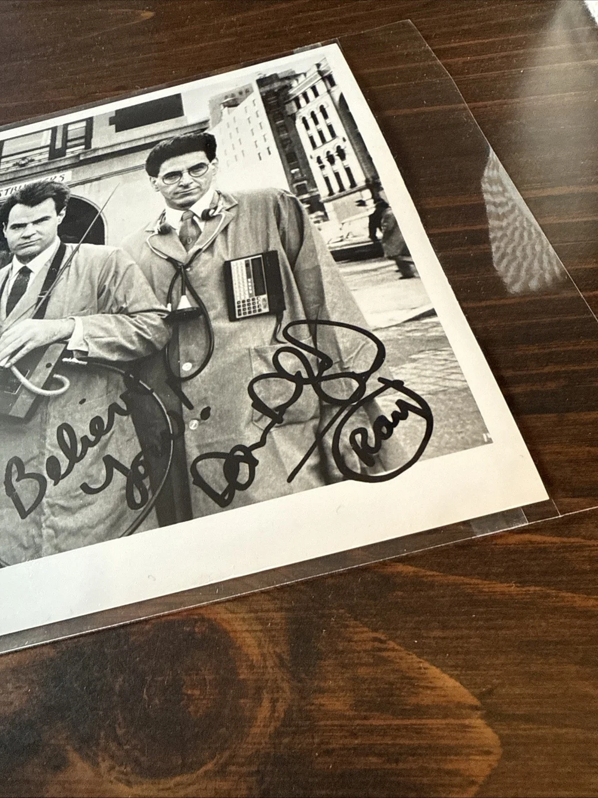 Dan Aykroyd — Dan Aykroyd Ghostbusters Signed Autographed 8X10 Photo Raymond Stantz, image 4