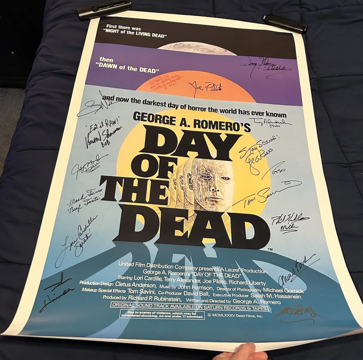 George A Romero — Day Of The Dead Cast Signed By 16 Poster 27x40 George Romero 1985 Horror PROOF