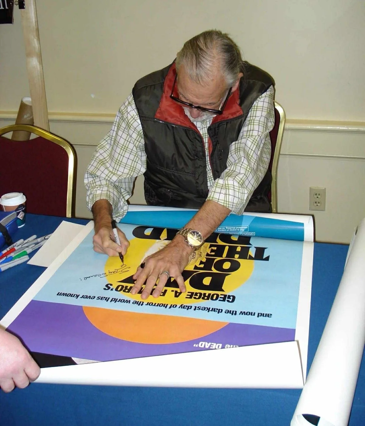 George A Romero — Day Of The Dead Cast Signed By 16 Poster 27x40 George Romero 1985 Horror PROOF, изображение 2