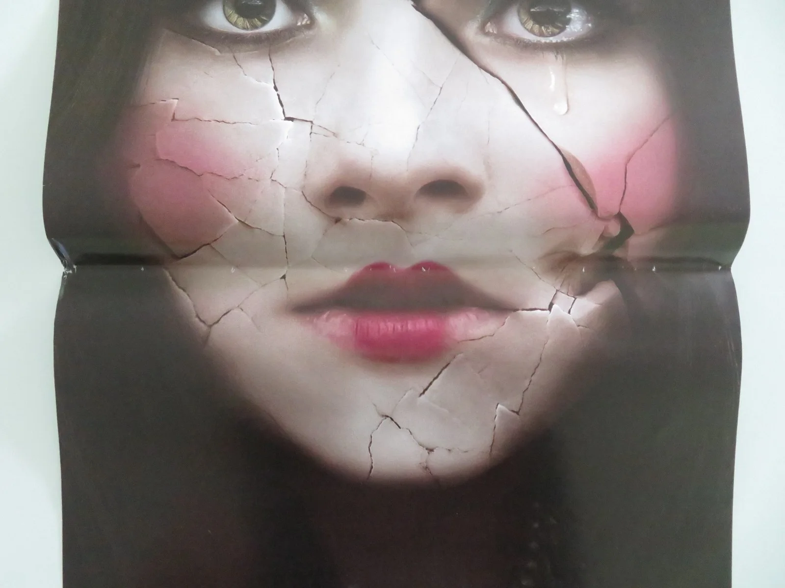 Incident in a Ghostland Italian Locandina Poster Crystal Reed Mylène Farmer 2018, изображение 3