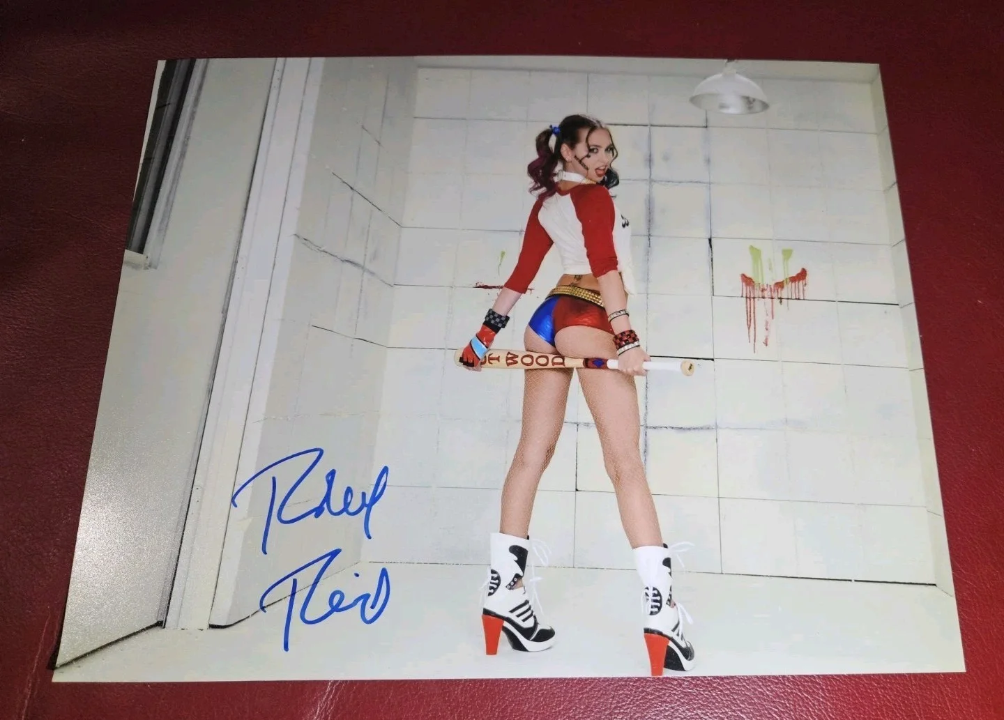 Riley Reid — Riley Reid Signed 8x10 Photo Adult Star Autographed COA