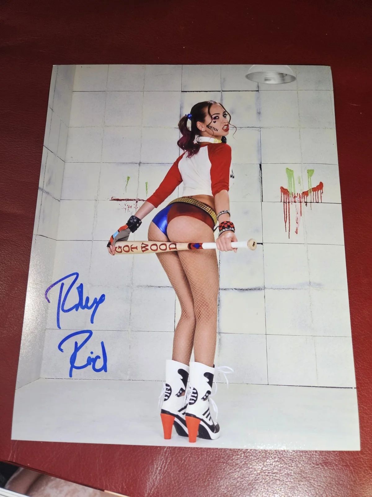 Riley Reid — Riley Reid Signed 8x10 Photo Adult Star Autographed COA
