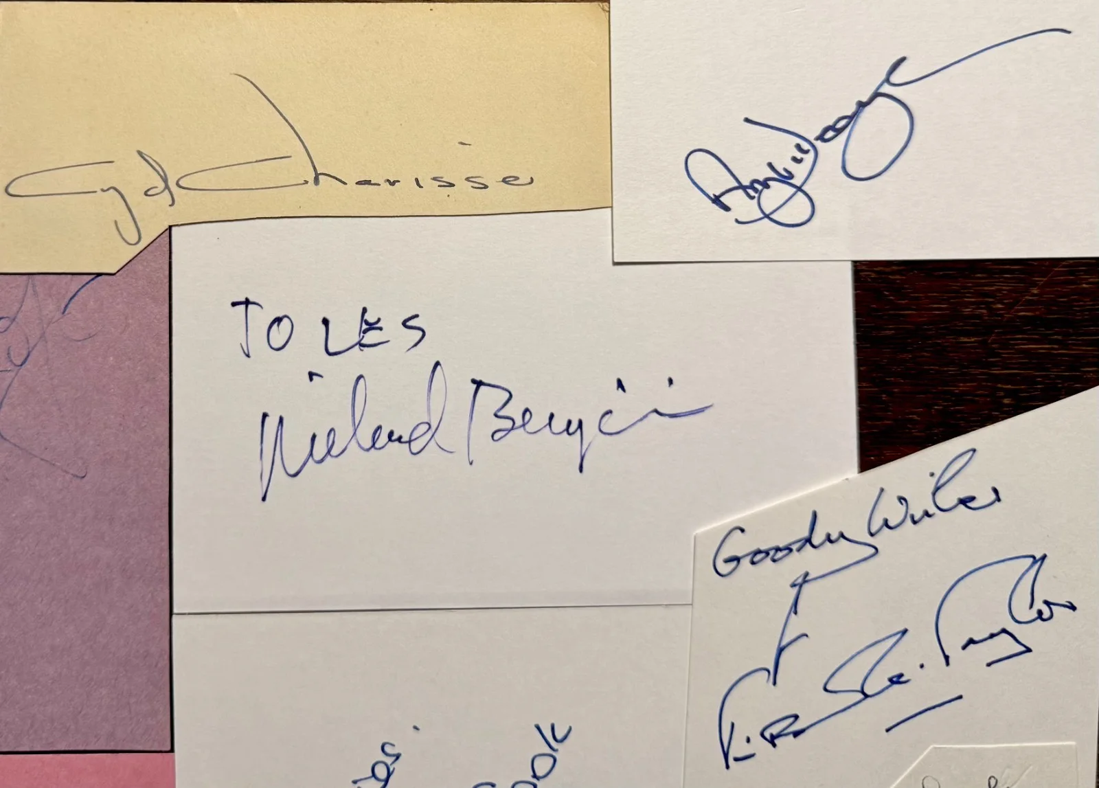 Anne Bancroft, Cyd Charisse, Bessie Love Hayley Mills, Les Dennis — AUTOGRAPH LOT 11 Anne Bancroft Bessie Love Hayley Mills Sue Cook Cyd Charisse, изображение 5