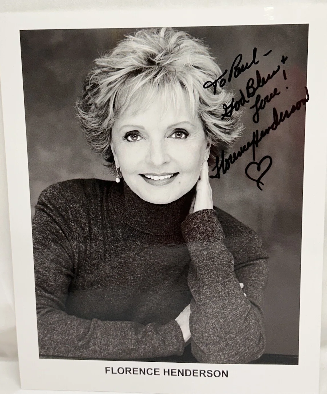 Florence Henderson — Florence Henderson American Actress 8x10 B/W Picture Signed Personalized, image 2