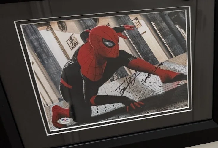Tom Holland — Tom Holland Signed 8x10 Photo Spiderman Framed Marvel PSA Rare Character Name, image 3