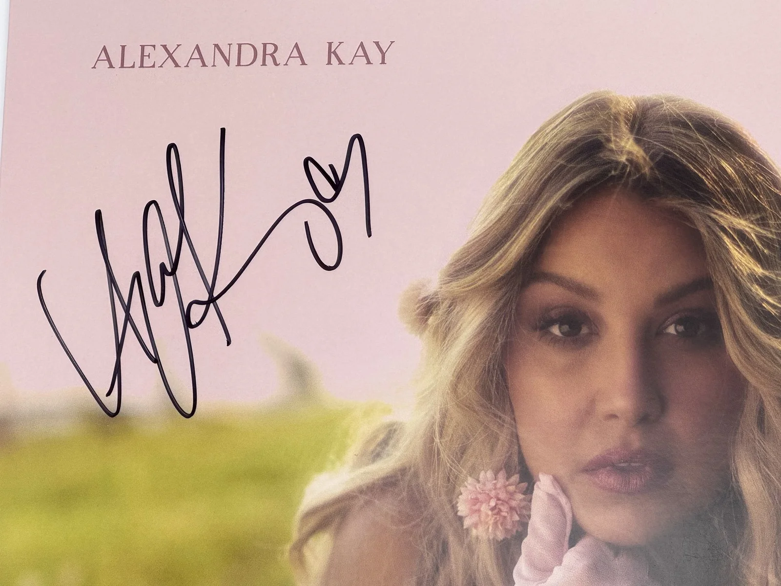 Alexandra Kay — Alexandra Kay Signed Second Wind Pink Vinyl Record Country Autograph BAS K77, image 2