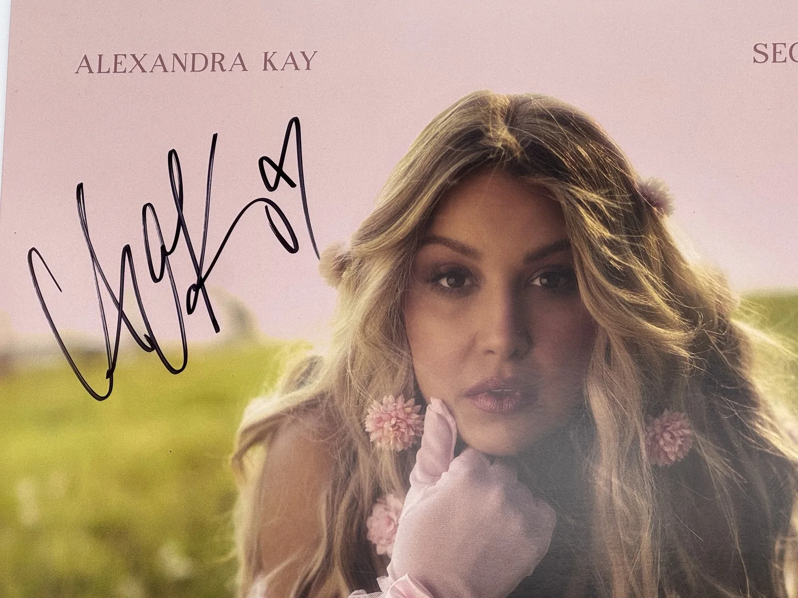 Alexandra Kay — Alexandra Kay Signed Second Wind Pink Vinyl Record Country Autograph BAS K76, image 2