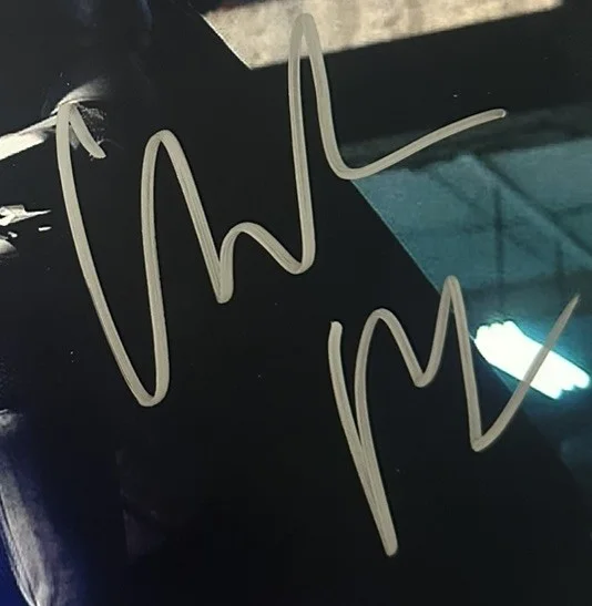 Christian Bale — Christian Bale Signed The Dark Knight Rises 8X10 Photo C Autograph JSA COA, image 2