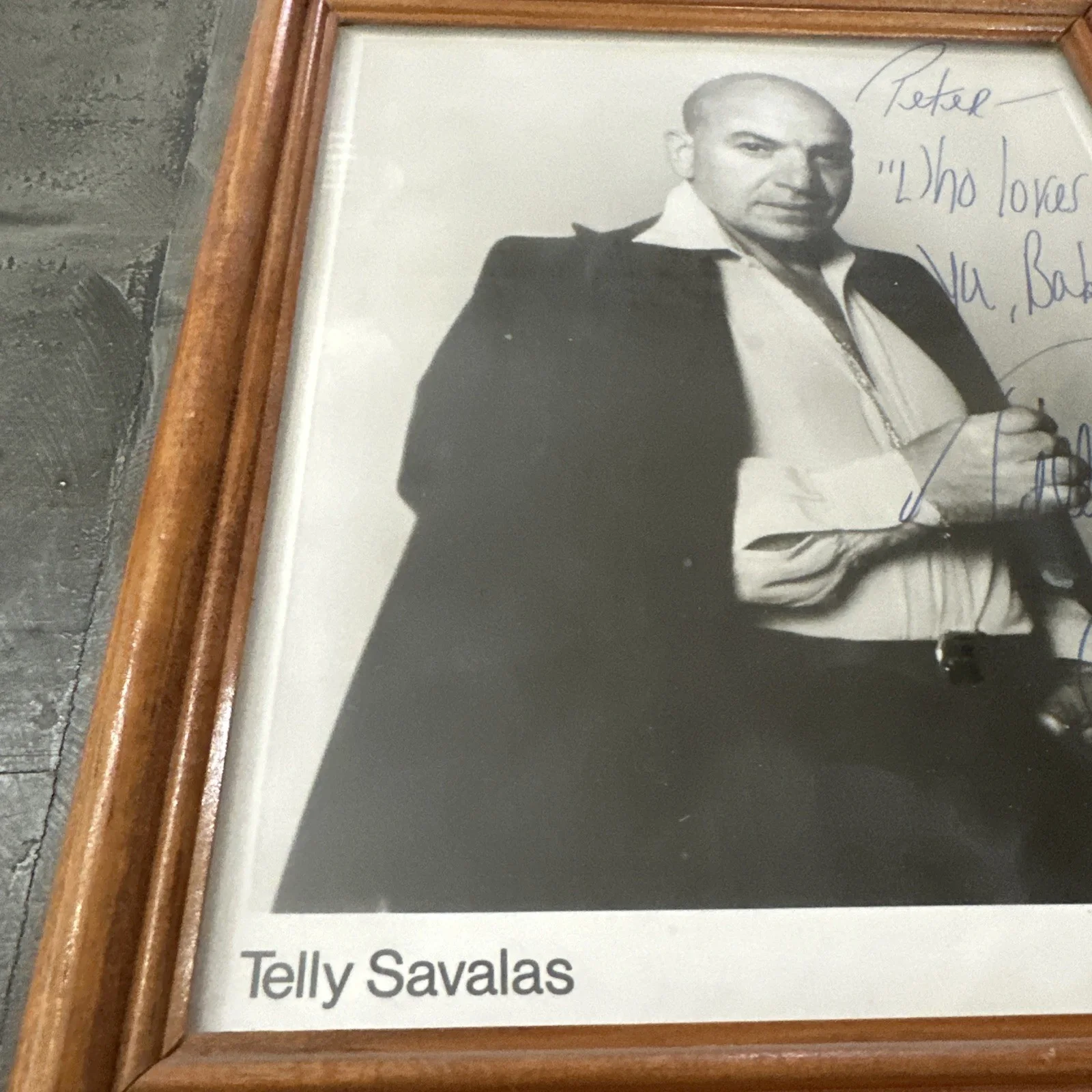 Telly Savalas — Telly Savalas KOJAK Vintage Hand Signed Celebrity Photo “Who Loves Ya, Baby?”, изображение 4