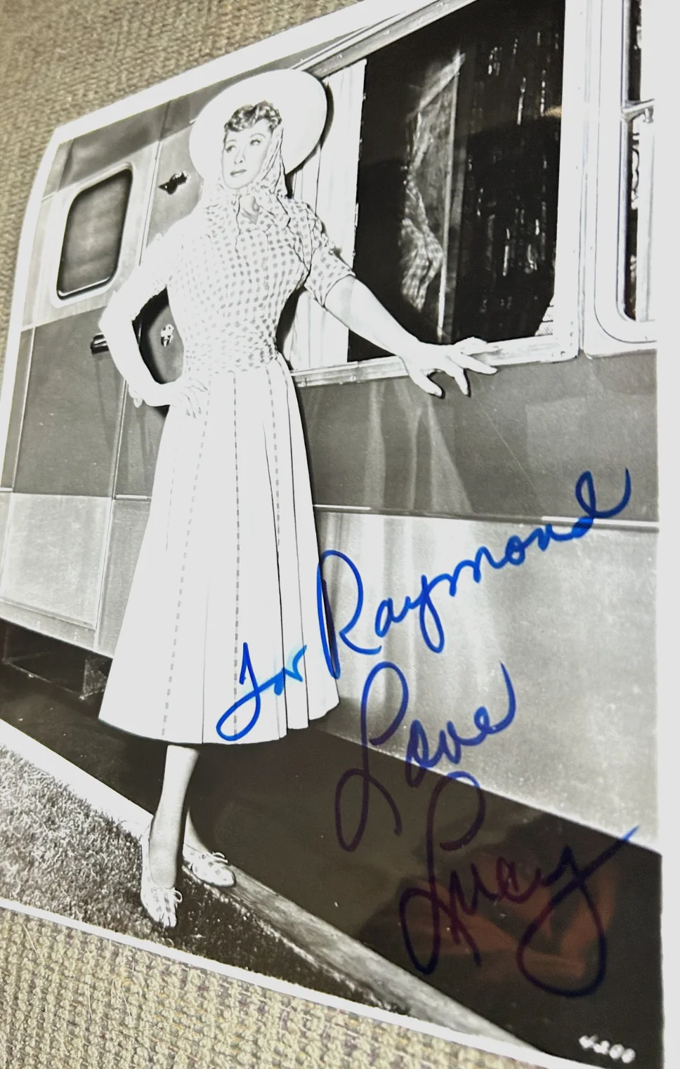 Lucille Ball Signed Photo Autograph “Love Lucy” Inscribed Vintage COA, изображение 2