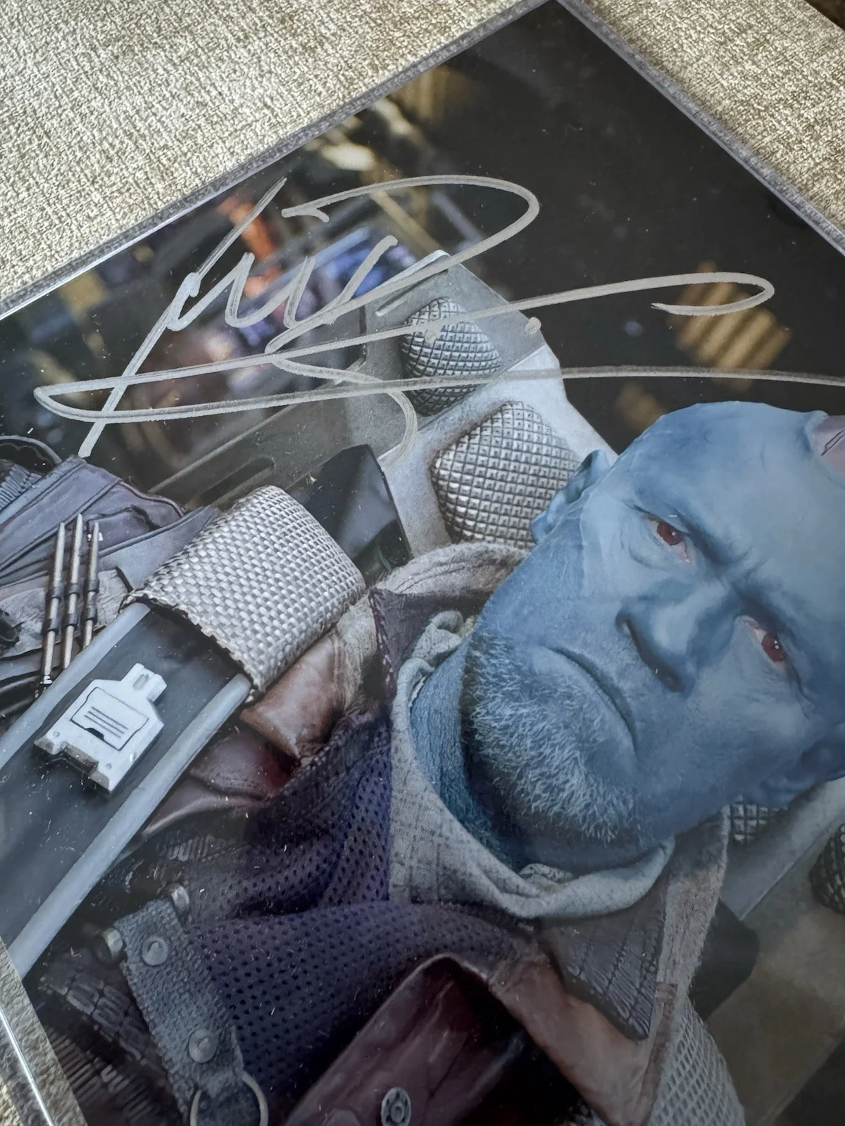 Guardians of the Galaxy Yondu SWAU Authenticated Signed 8x10 Original Photo, изображение 2