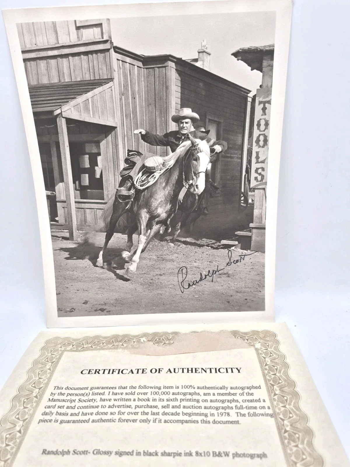 Randolph Scott Signed 8x10 B&W Photograph With COA Authentic Cowboy Western, изображение 2